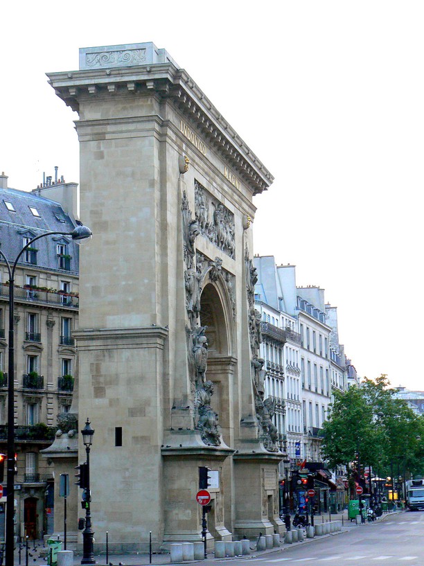 Porte St Denis: Porte St Denis 012